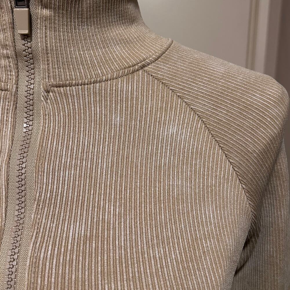 Mono B Women's Cropped Ribbed Zip-UP Jacket Taupe Size SM - Picture 10 of 10